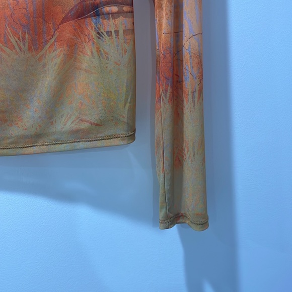 Sheer graphic Guess Top - Picture 3 of 4